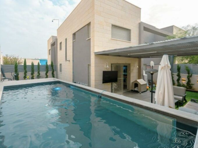 למכירה בחריש דירת 5 חדרים בשכונת החורש