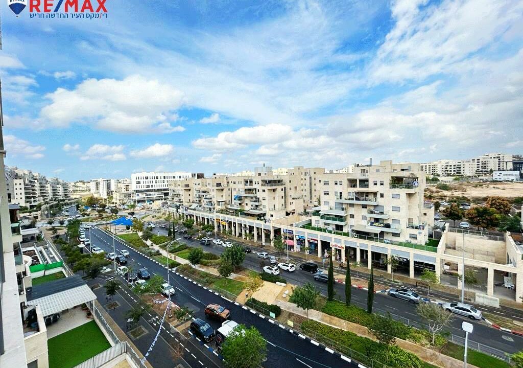 WhatsApp Image 2023-12-05 at 12.42.13 (2)