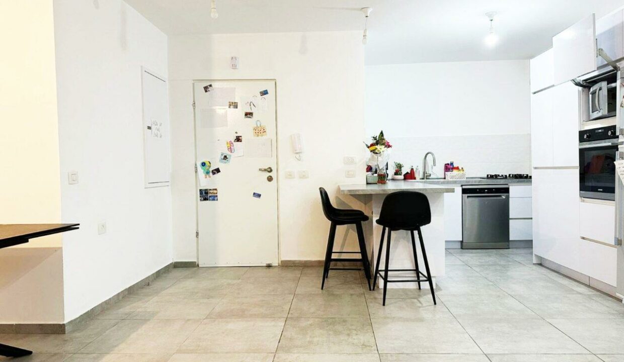 WhatsApp Image 2024-01-24 at 09.49.41 (2)