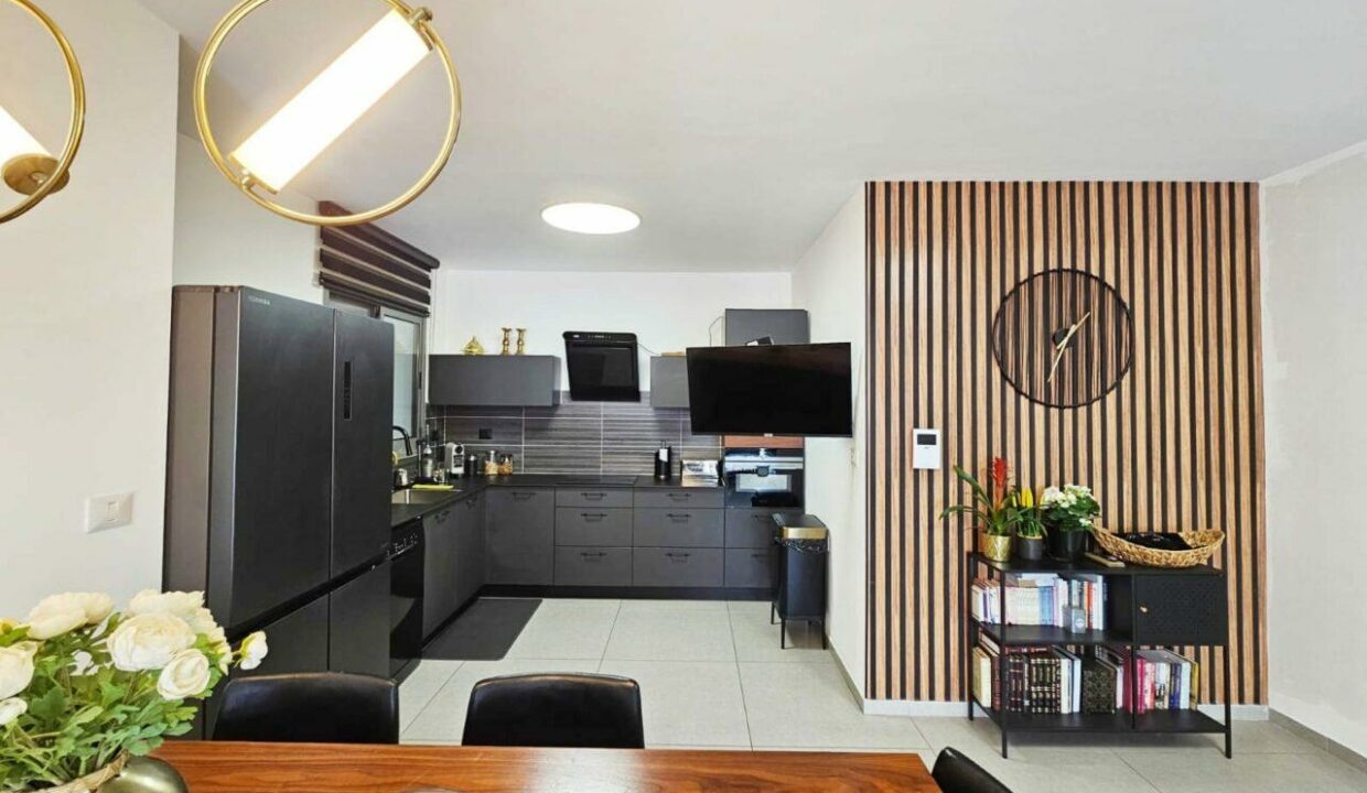 WhatsApp Image 2024-02-13 at 11.07.29