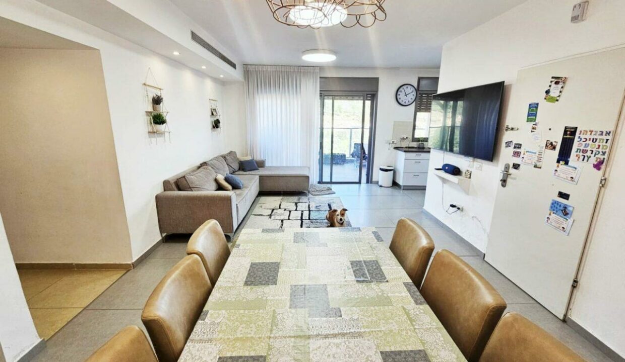 WhatsApp Image 2024-02-21 at 13.05.36 (2)