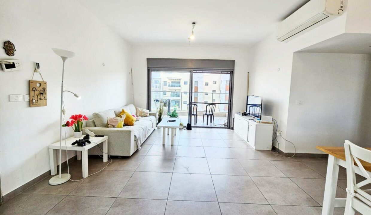 WhatsApp Image 2024-03-25 at 15.41.01 (1)