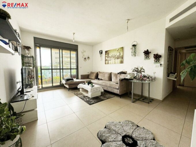 למכירה בחריש דירת 4 חדרים בשכונת החורש