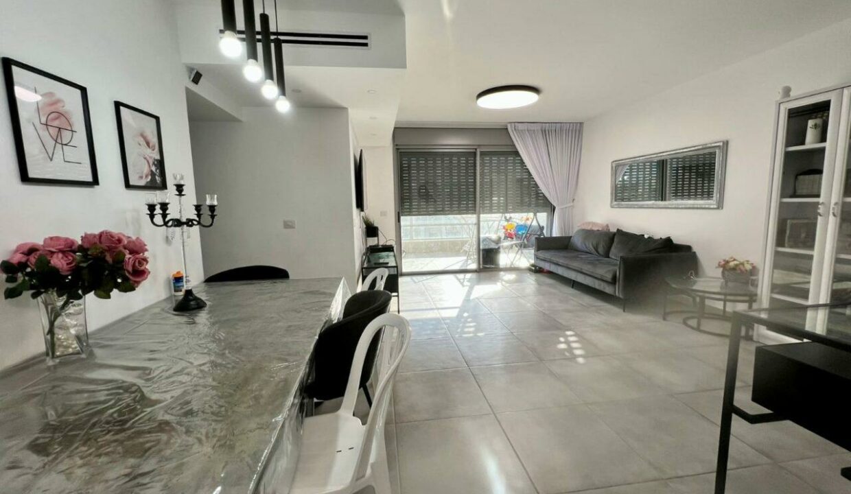 WhatsApp Image 2024-01-22 at 11.00.55 (2)