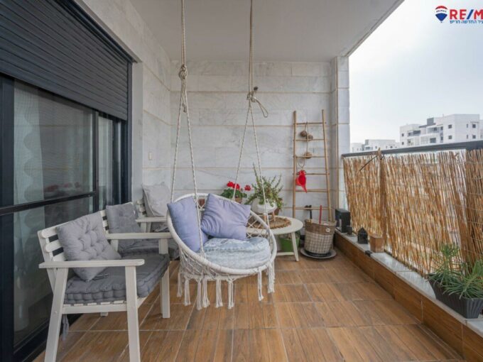 למכירה בחריש דירת 4 חדרים בשכונת אבני חן