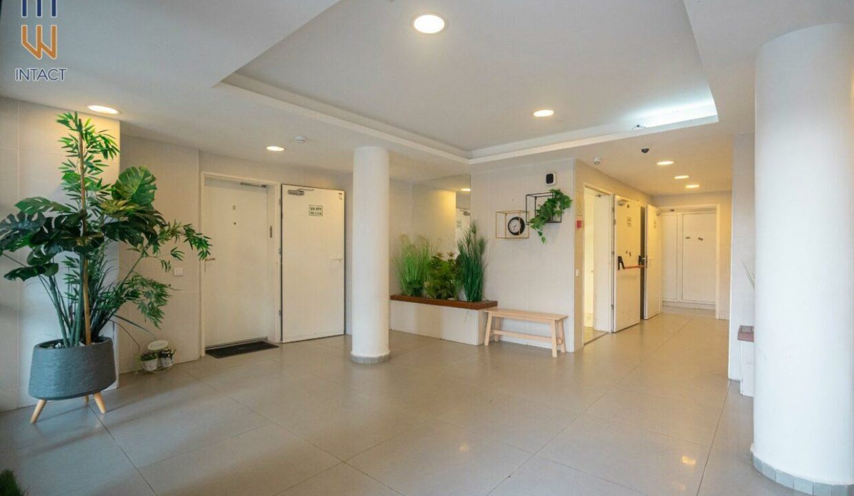 WhatsApp Image 2024-03-27 at 10.08.30 PM (2)