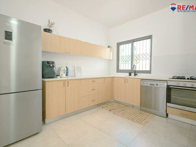 למכירה בחריש דירת 4 חדרים בשכונת החורש