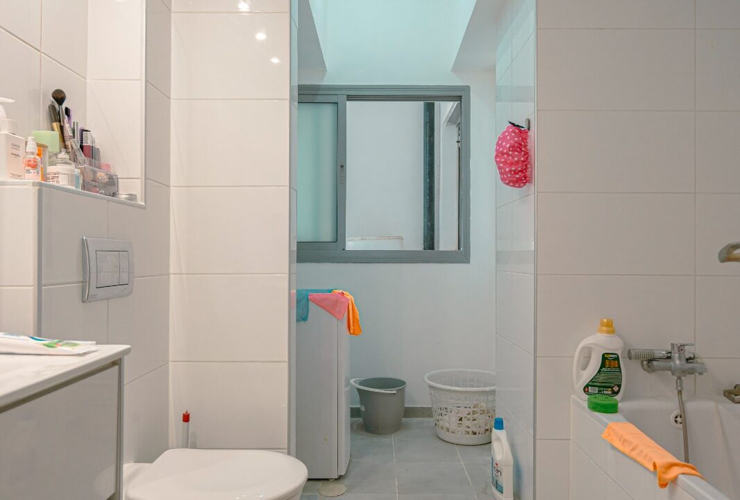 3c734281-2a94-4dc1-9b84-0cc33a8701ea