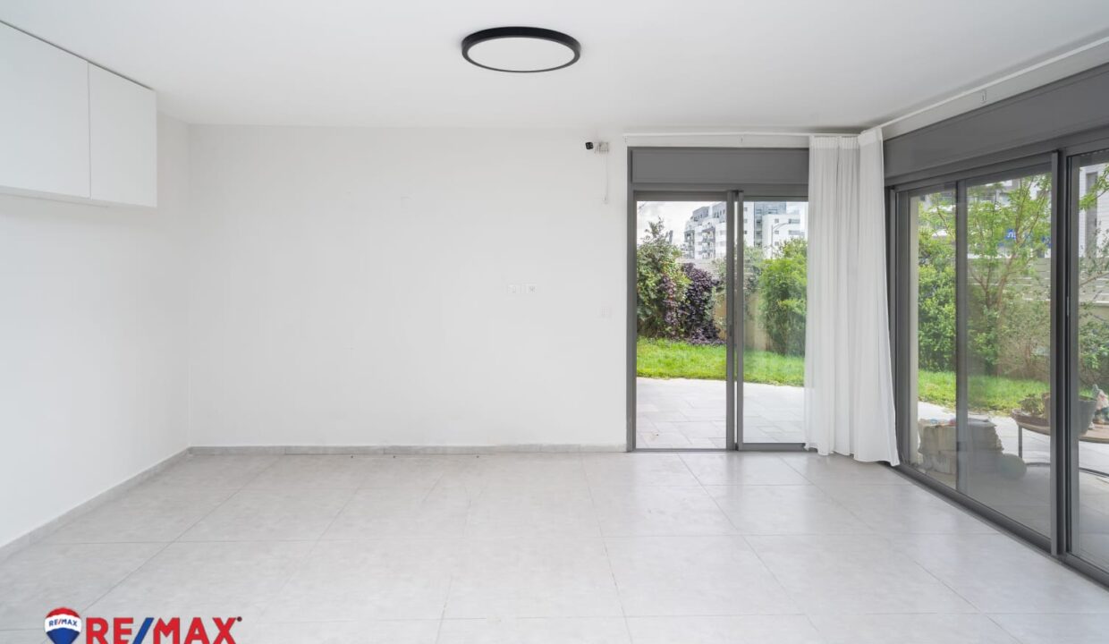 WhatsApp Image 2023-12-14 at 12.03.36 (2)