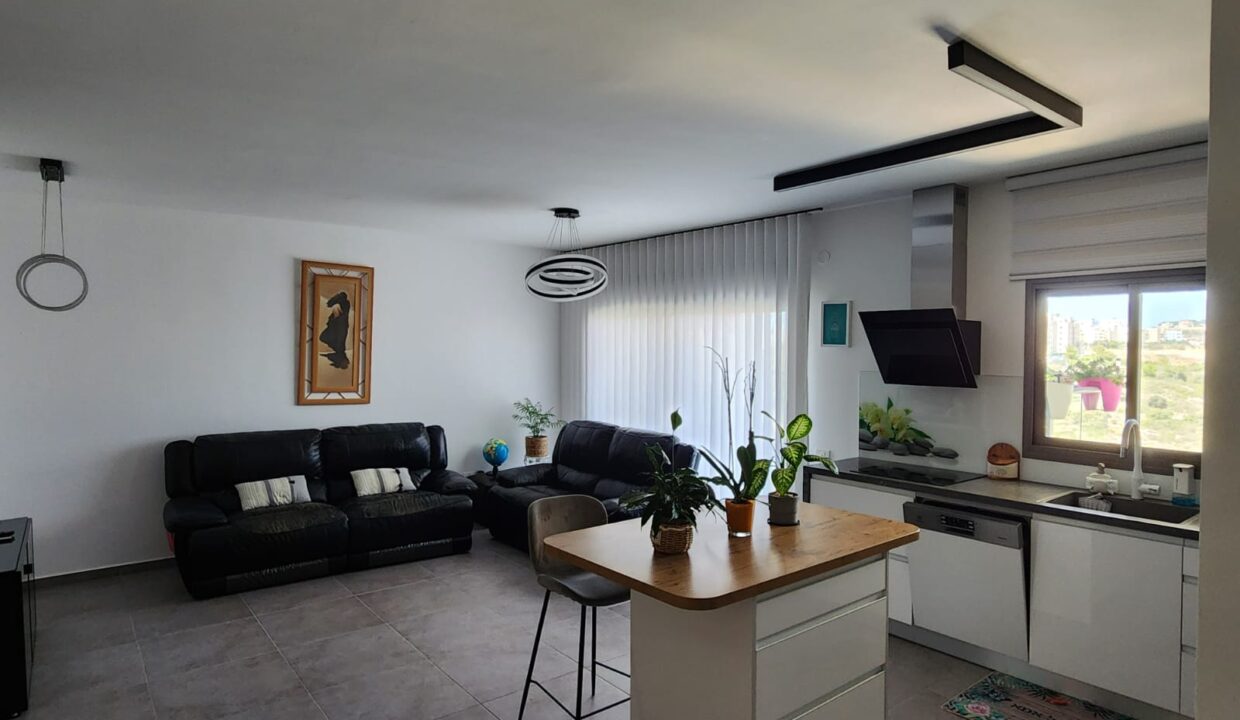 WhatsApp Image 2024-09-02 at 13.42.19 (7)