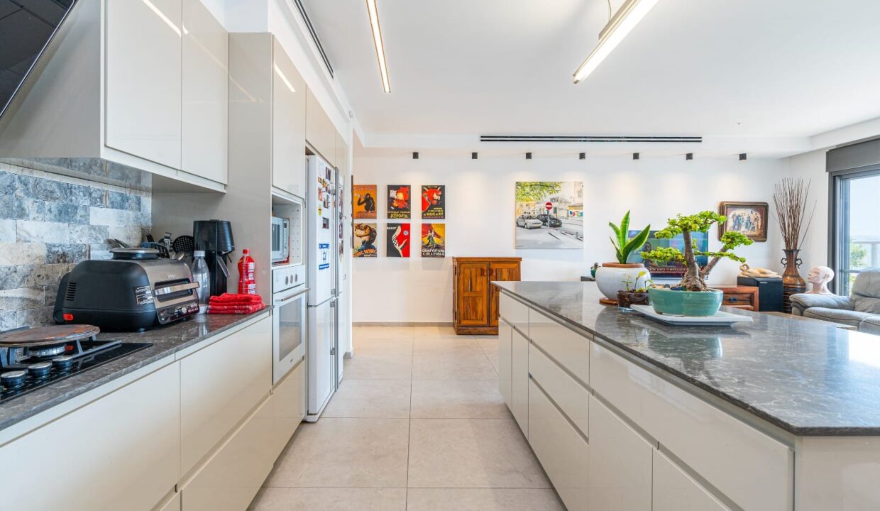 WhatsApp Image 2024-09-09 at 13.48.52 (1)