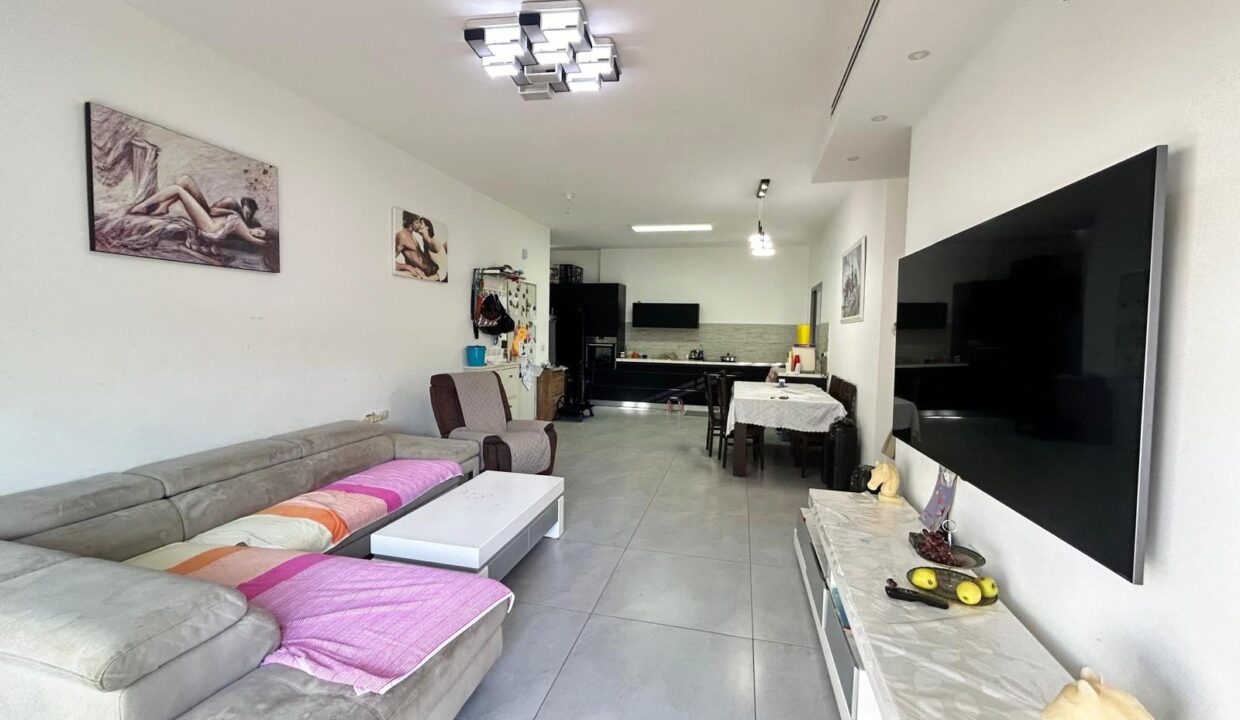 WhatsApp Image 2024-09-23 at 17.27.29