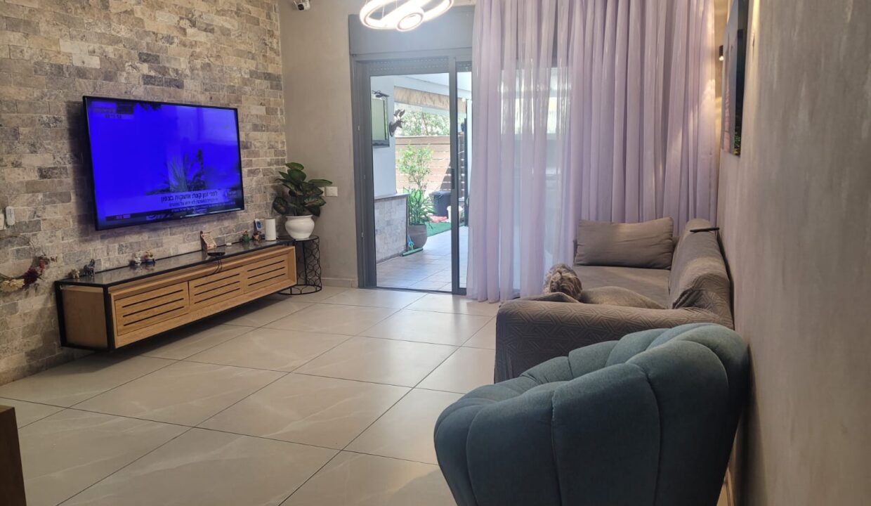 אלון תמונה 1 (2)