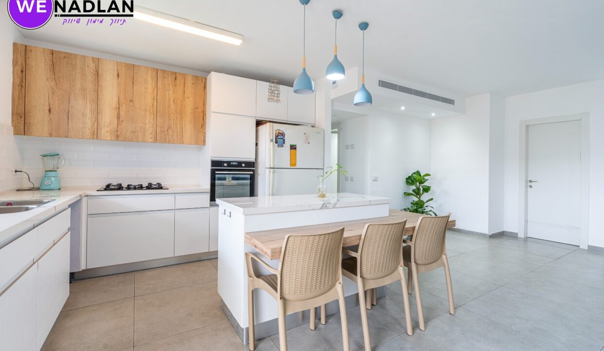 WhatsApp Image 2024-10-15 at 23.06.53 (1)