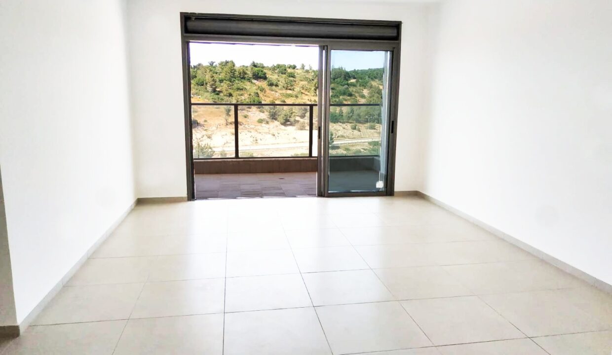 WhatsApp Image 2024-12-11 at 15.27.11 (1)