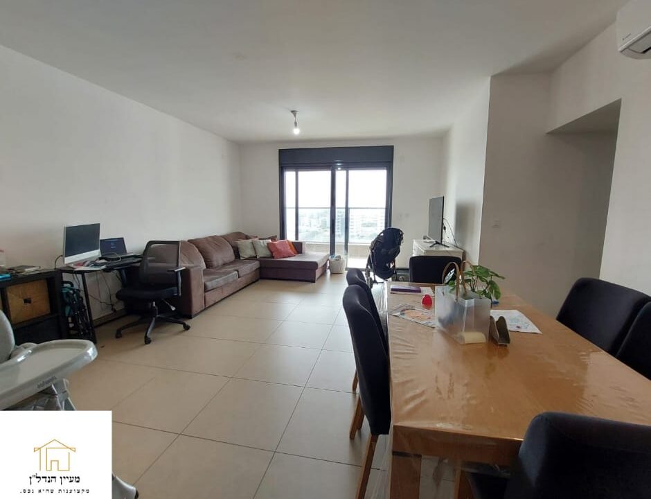 WhatsApp Image 2024-12-16 at 23.41.03_fe339e62