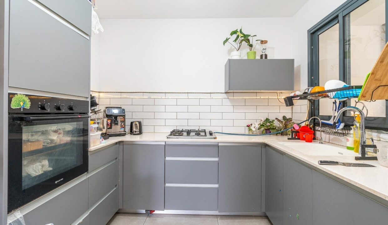 WhatsApp Image 2024-12-24 at 09.28.25 (2)