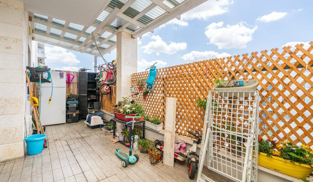 WhatsApp Image 2024-12-24 at 09.28.26 (1)