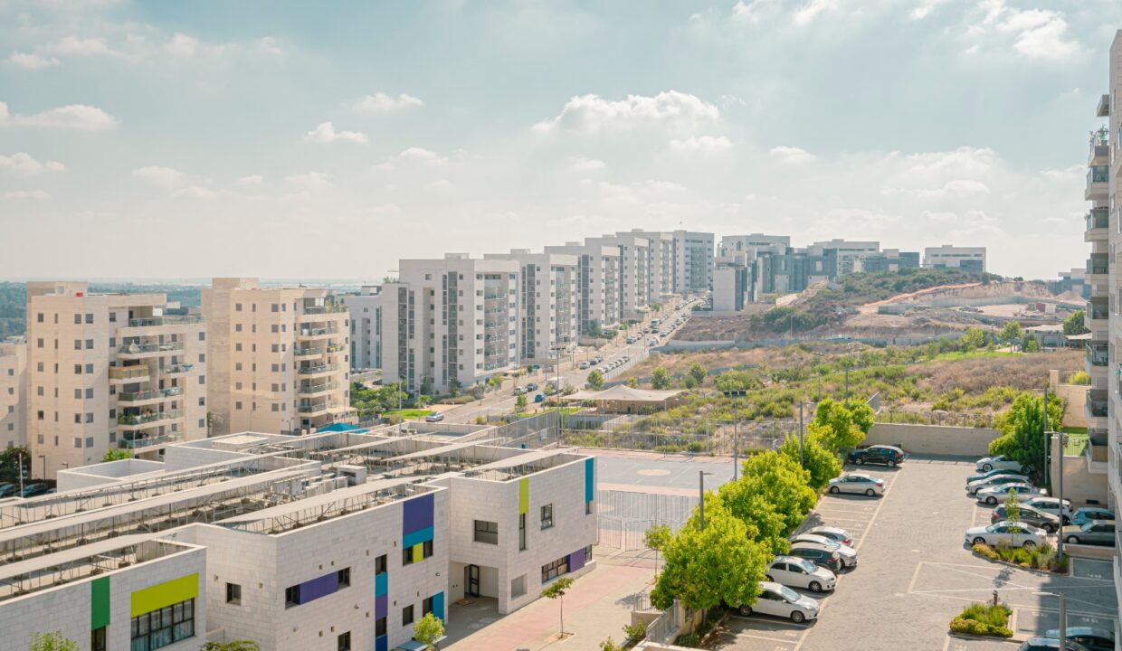 WhatsApp Image 2024-12-25 at 10.50.52 (1)