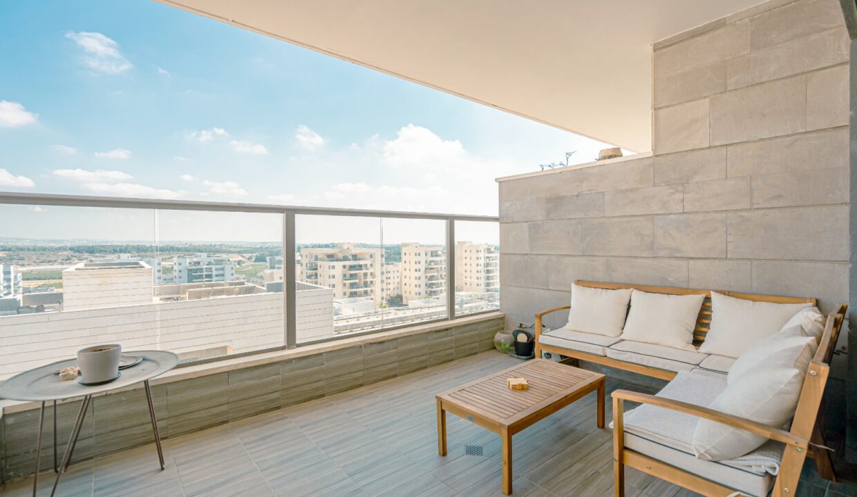 WhatsApp Image 2024-12-25 at 10.50.52 (2)