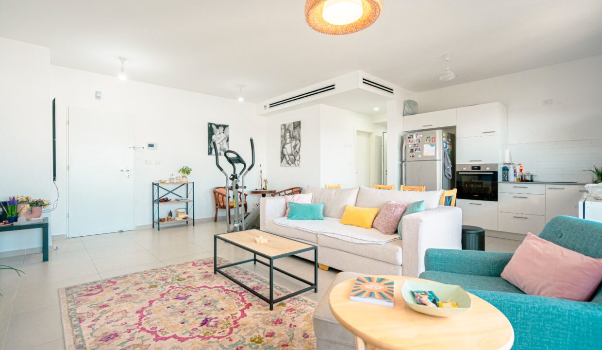 WhatsApp Image 2024-12-25 at 10.50.53