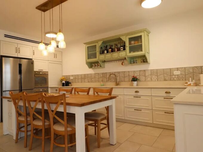 למכירה בחריש דירת 5 חדרים בשכונת החורש