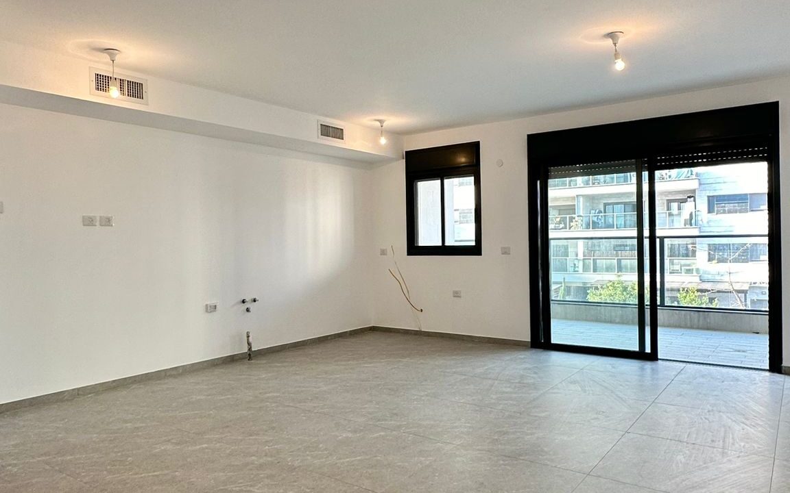 WhatsApp Image 2025-02-02 at 19.47.08