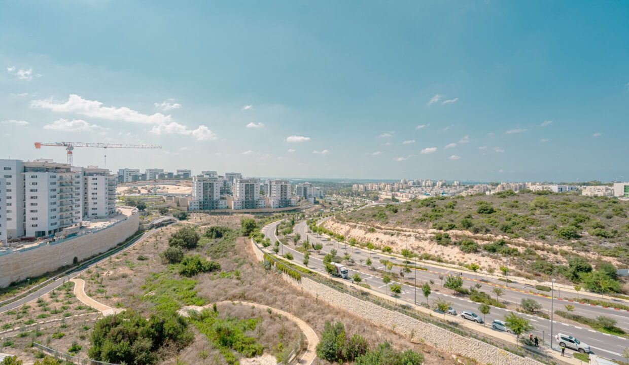 WhatsApp Image 2025-02-05 at 10.47.44