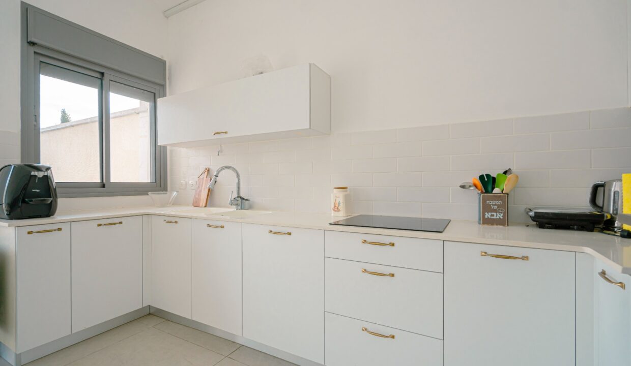 WhatsApp Image 2025-02-05 at 17.51.15