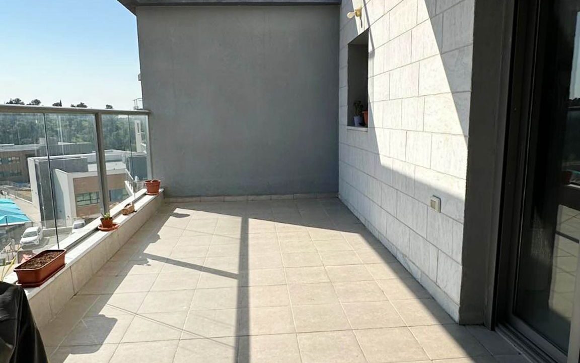 WhatsApp Image 2025-02-09 at 11.15.33 (2)