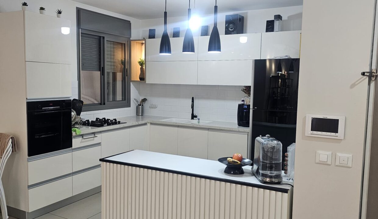 WhatsApp Image 2025-02-19 at 12.29.49 (3)