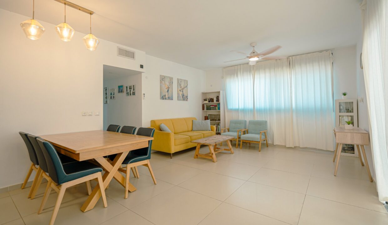 WhatsApp Image 2025-03-30 at 15.03.20 (2)