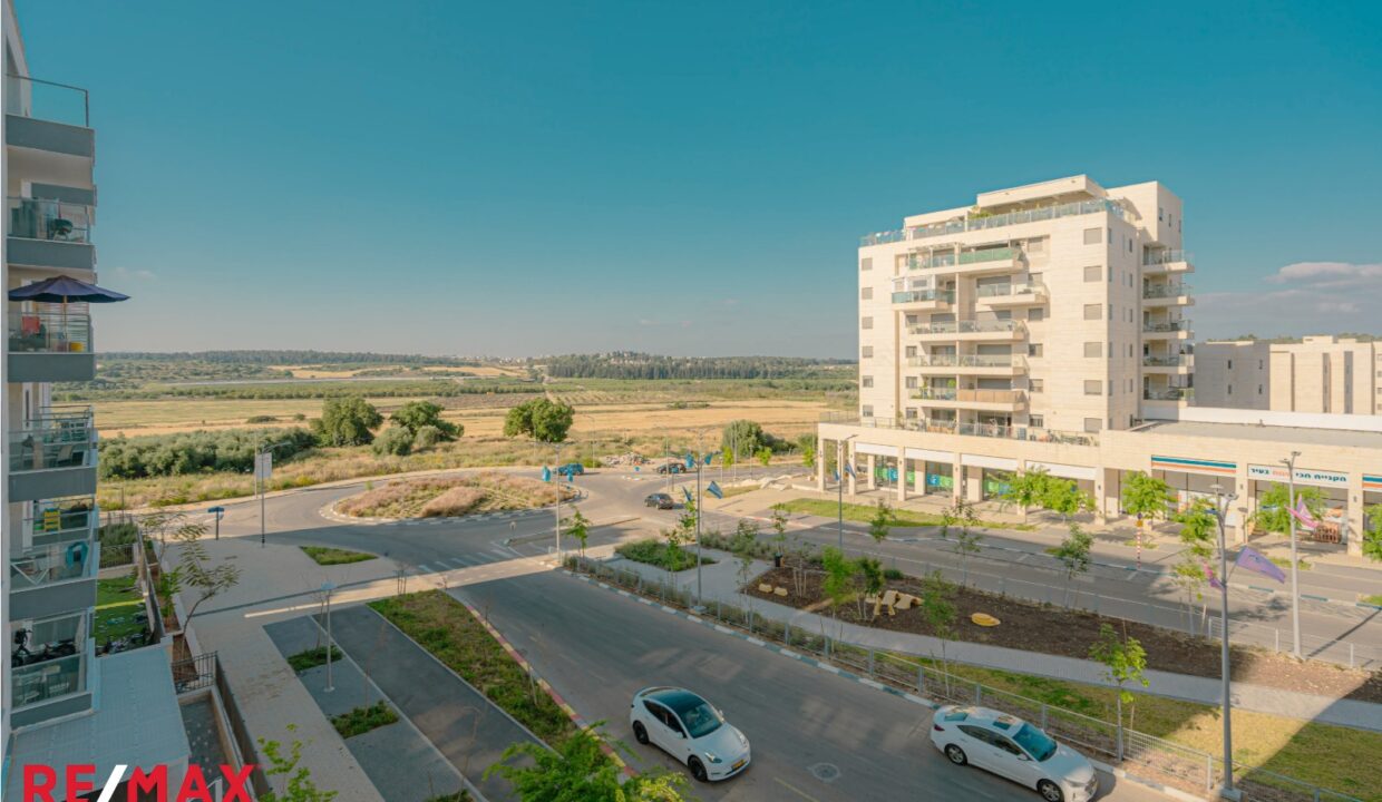 WhatsApp Image 2025-04-23 at 10.04.38