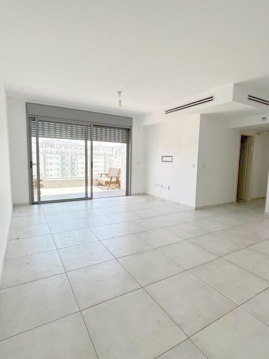 WhatsApp Image 2025-04-23 at 11.40.41 (1)