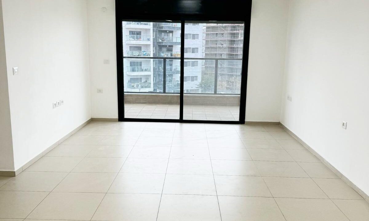 WhatsApp Image 2025-04-30 at 11.19.36 (1)