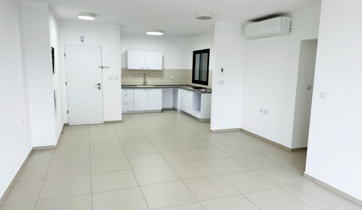 WhatsApp Image 2025-04-30 at 11.19.36