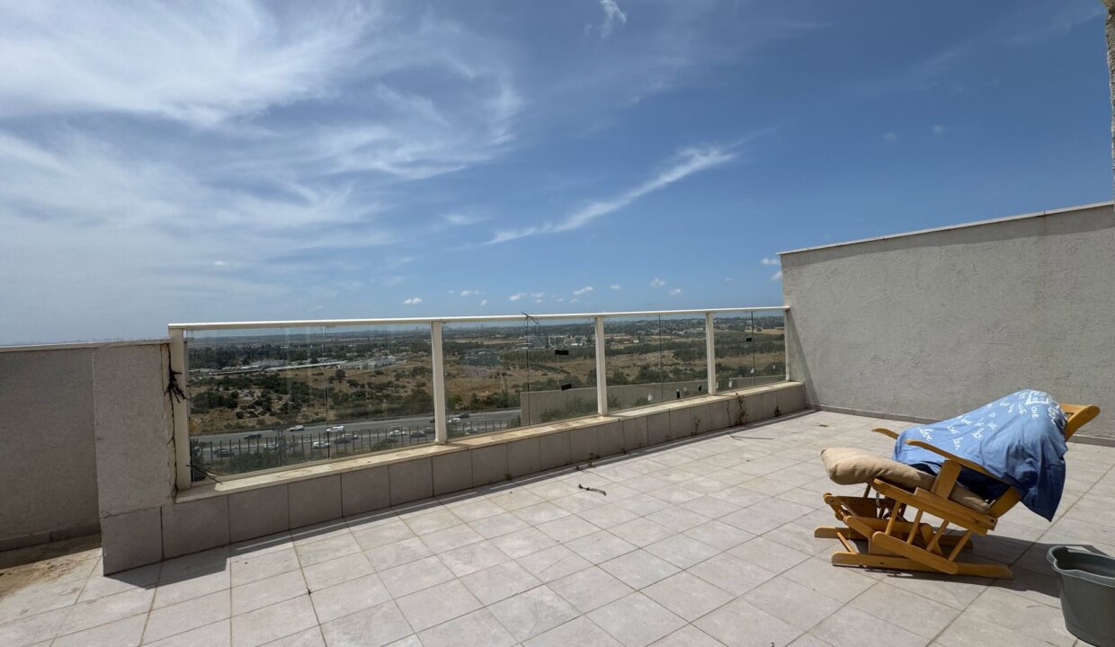 WhatsApp Image 2025-05-09 at 12.30.54 (1)