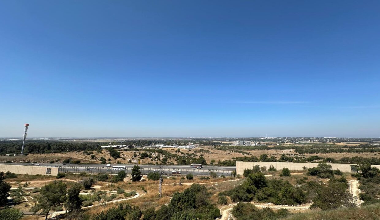 WhatsApp Image 2025-05-09 at 12.31.09