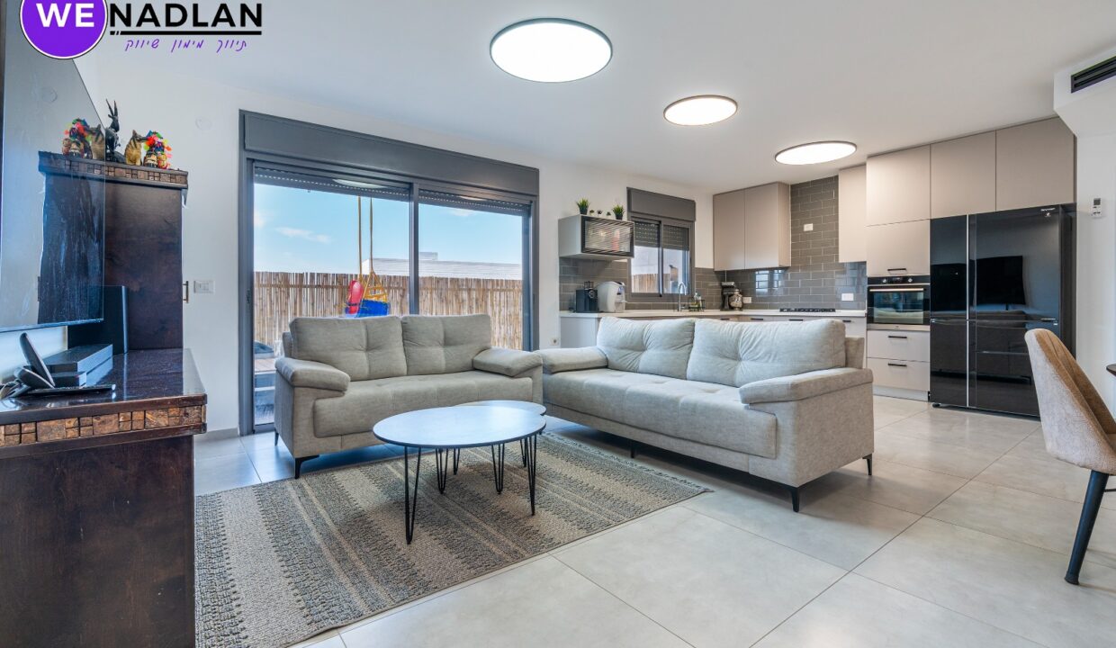 WhatsApp Image 2025-05-20 at 11.19.09 (1)