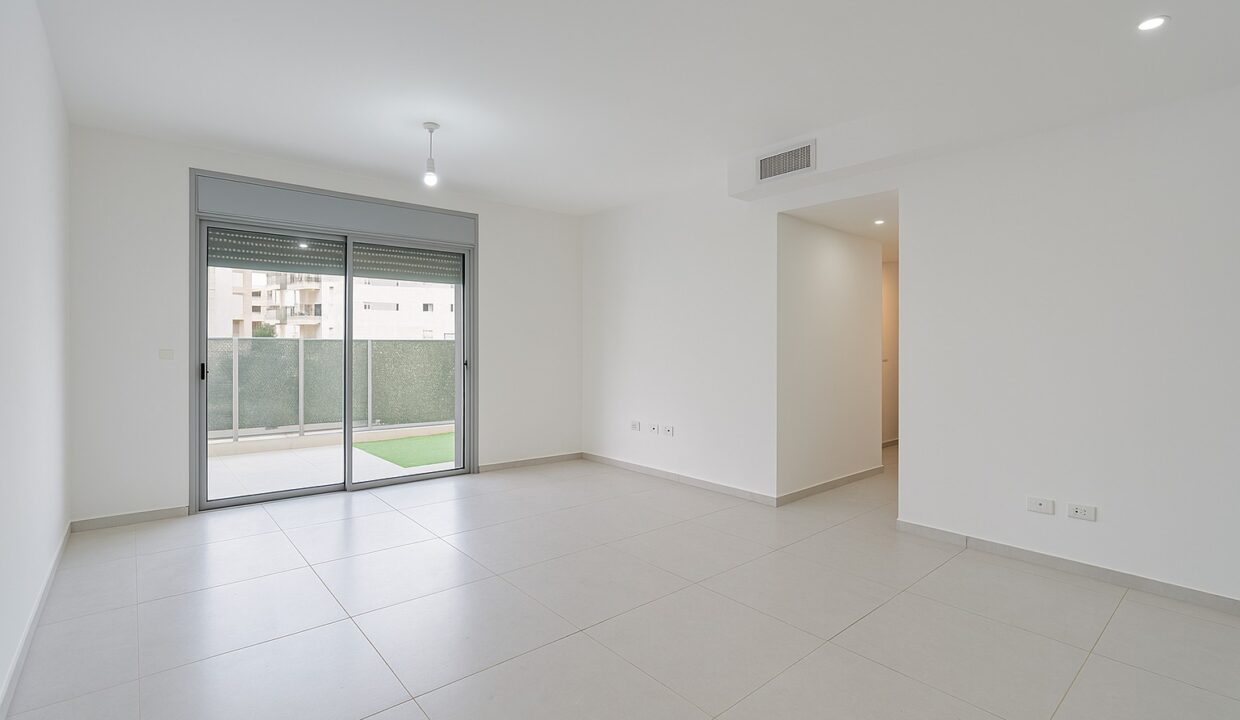 WhatsApp Image 2025-05-26 at 09.02.38