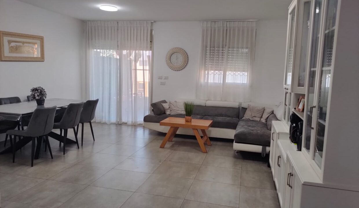 WhatsApp Image 2025-05-26 at 12.15.51