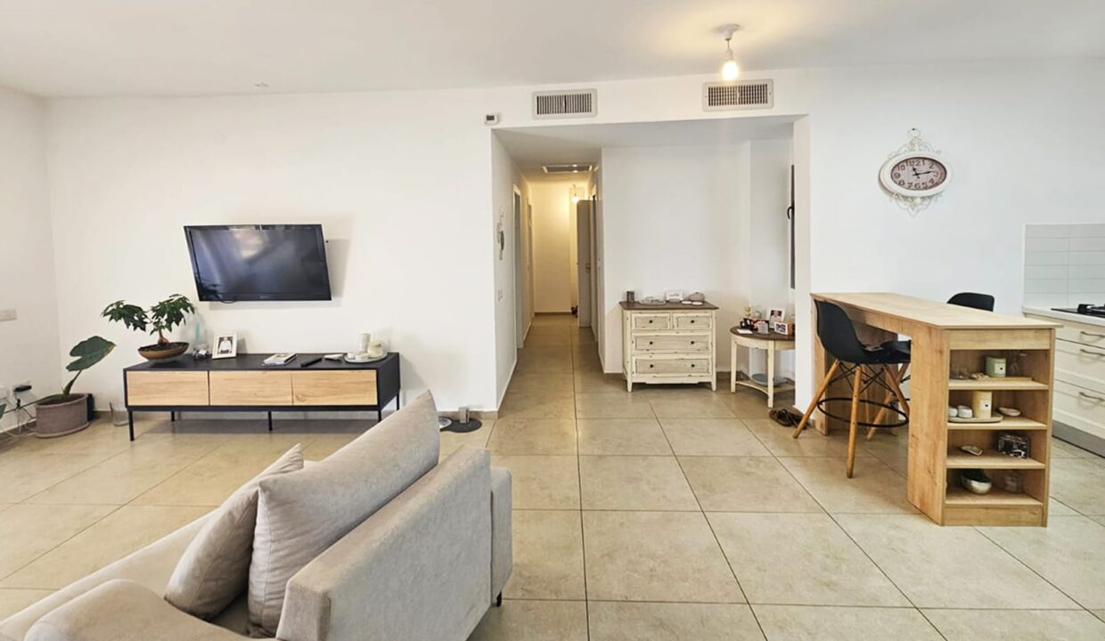 WhatsApp Image 2025-06-03 at 11.14.10 (1)