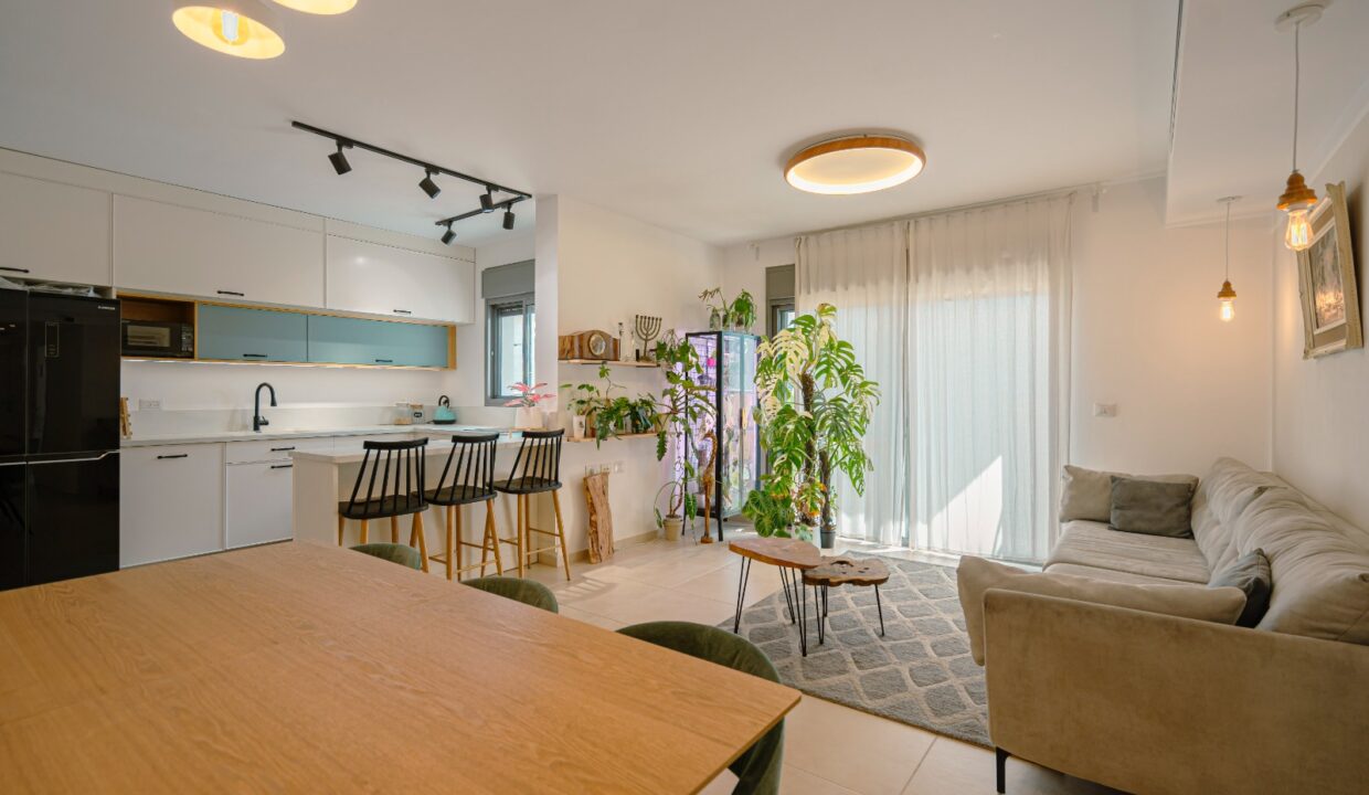 WhatsApp Image 2025-06-19 at 10.51.59 (1)