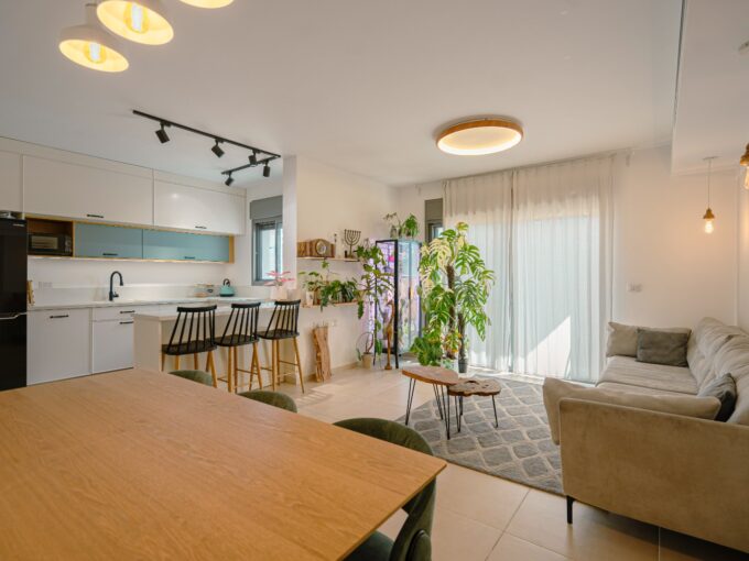 למכירה בחריש דירת 4 חדרים בשכונת בצוותא