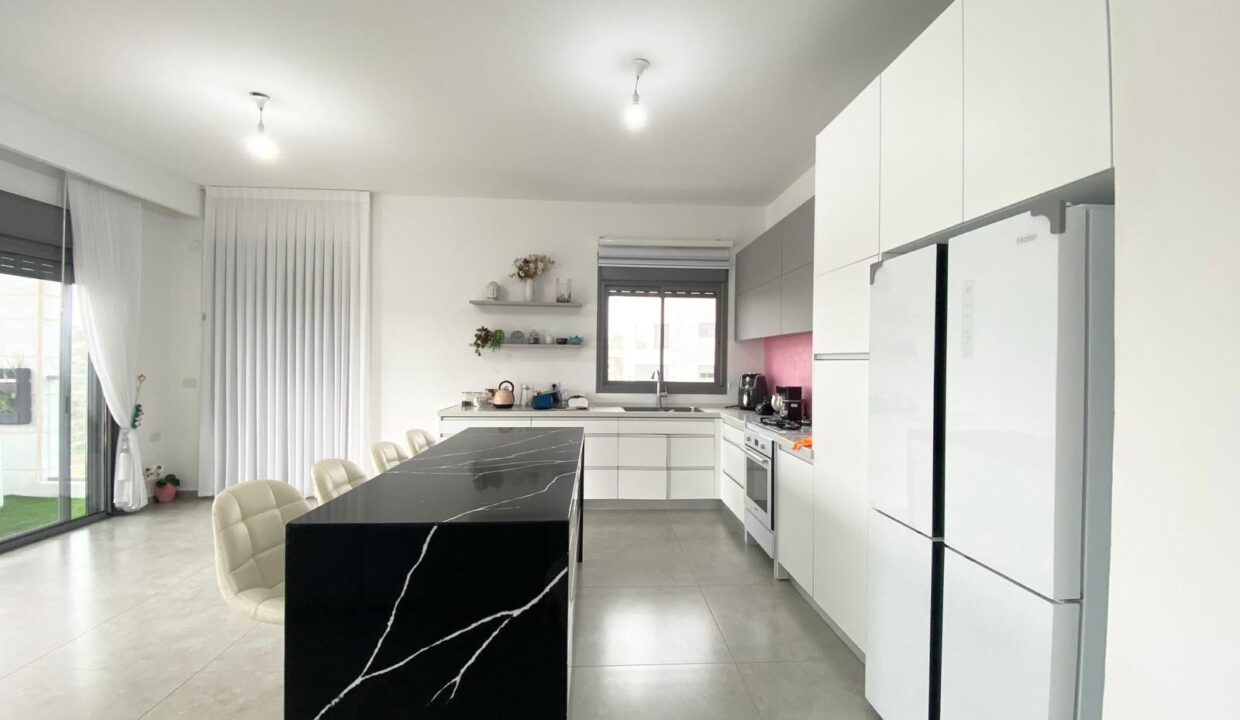 WhatsApp Image 2025-06-22 at 10.05.23 (1)