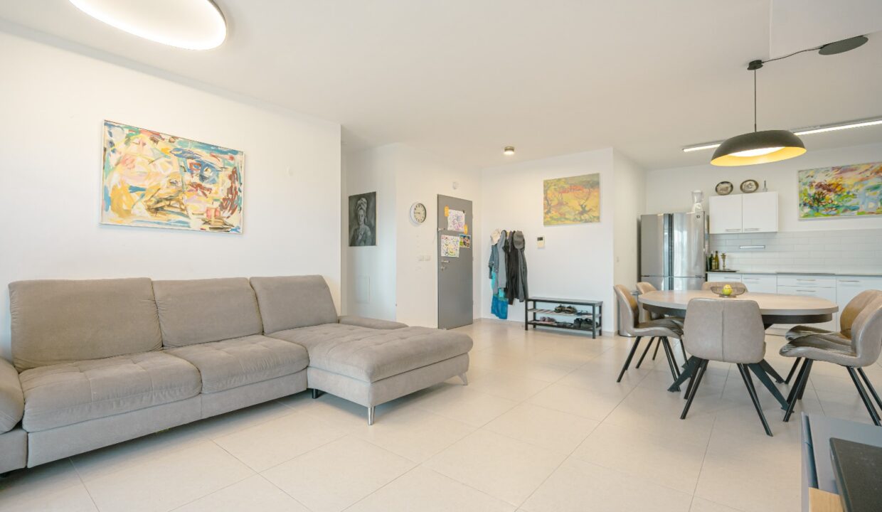 WhatsApp Image 2025-06-22 at 12.06.41