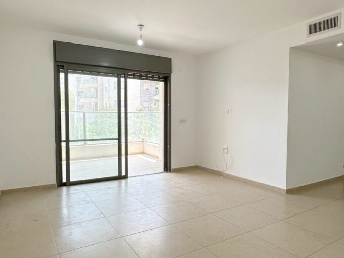 למכירה בחריש דירת 4 חדרים בשכונת החורש