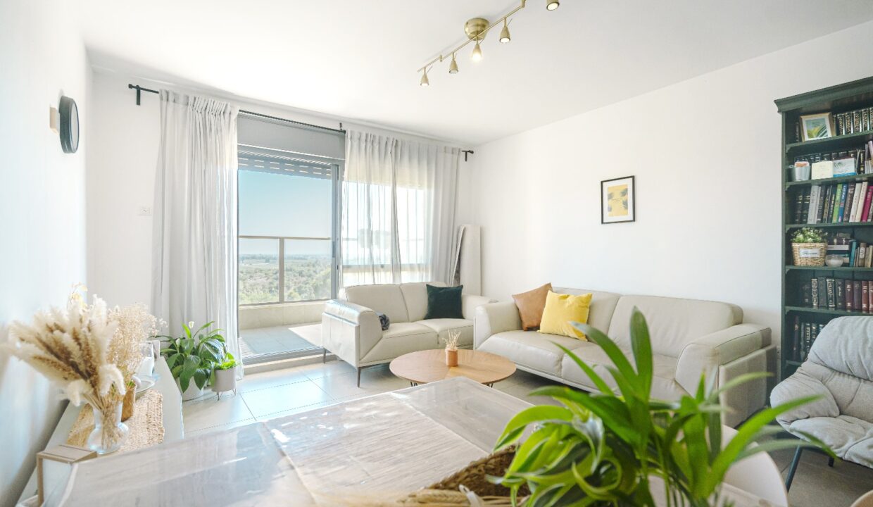 WhatsApp Image 2025-06-23 at 13.44.07 (1)