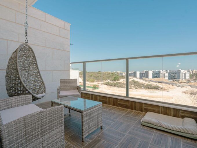 למכירה בחריש דירת 4 חדרים בשכונת הפרחים