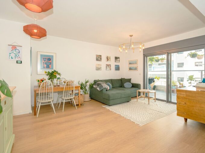 למכירה בחריש דירת 3 חדרים בשכונת הפרחים